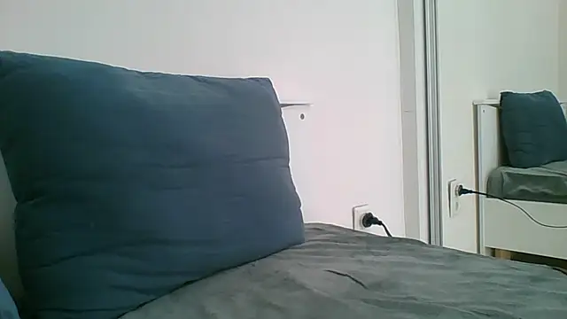 Emma 99 online show from June 13, 2026, 6:33 am