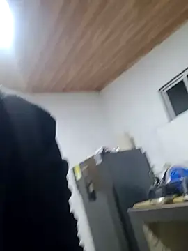 Snapshot of sariitha_sw chatting on January 17, 2025, 10:33 am sariitha sw online show from January 17, 2025, 10:33 am