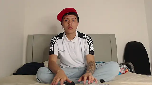 alex-lover online show from February 11, 2026, 2:44 am