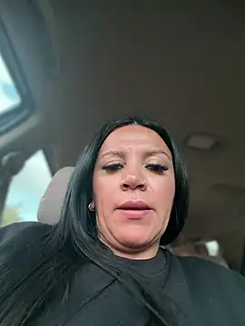 Snapshot of Milff_parkerrr chatting on July 31, 2026, 9:23 pm Milff parkerrr online show from July 31, 2026, 9:23 pm