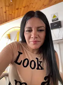 Milff parkerrr online show from February 13, 2025, 3:56 pm