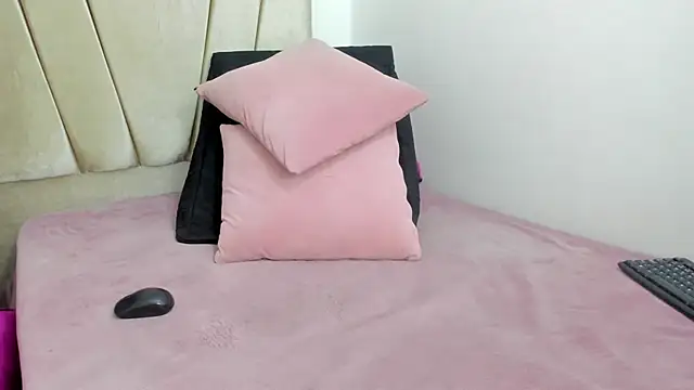 Dalia 20 online show from February 28, 2025, 2:53 am