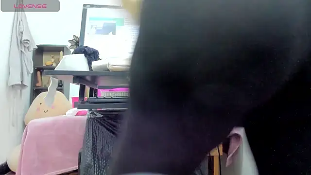 Dalia 20 online show from March 15, 2025, 11:50 pm