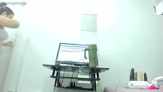 Dalia 20 online show from December 5, 2025, 12:43 am