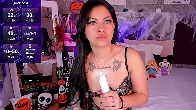 Snapshot of DakottaHill chatting on October 8, 2025, 8:16 am DakottaHill online show from October 8, 2025, 8:16 am