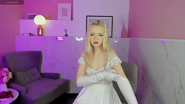 EmilyAir online show from February 17, 2025, 12:22 am