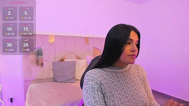 Analia tay online show from March 6, 2025, 2:40 pm