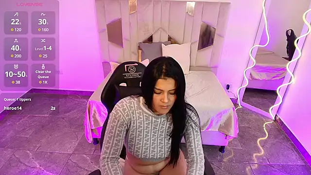 Analia tay online show from January 31, 2025, 2:39 pm