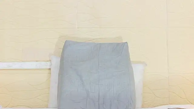 Chocolatte bar online show from March 10, 2025, 4:46 pm