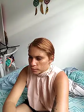 Scarlett-Leh online show from December 14, 2025, 7:52 pm