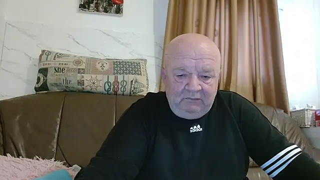 fullballs6 online show from March 30, 2026, 5:31 am