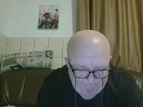 Snapshot of fullballs6 chatting on January 14, 2025, 1:04 am fullballs6 online show from January 14, 2025, 1:04 am