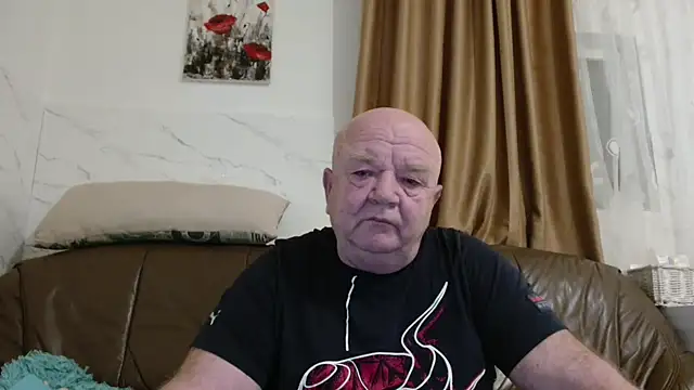 Snapshot of fullballs6 chatting on February 28, 2026, 2:55 am fullballs6 online show from February 28, 2026, 2:55 am