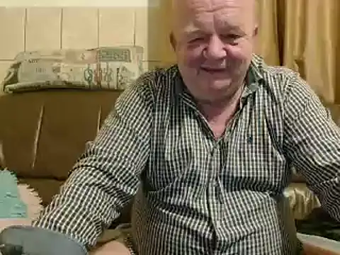 Snapshot of fullballs6 chatting on March 5, 2025, 3:08 am fullballs6 online show from March 5, 2025, 3:08 am