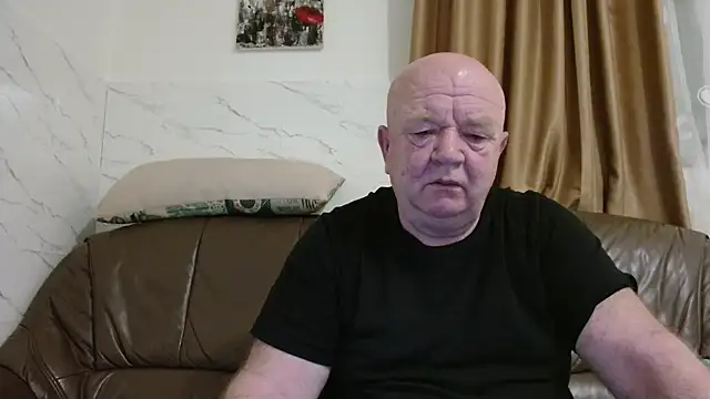 fullballs6 online show from March 6, 2026, 3:01 am