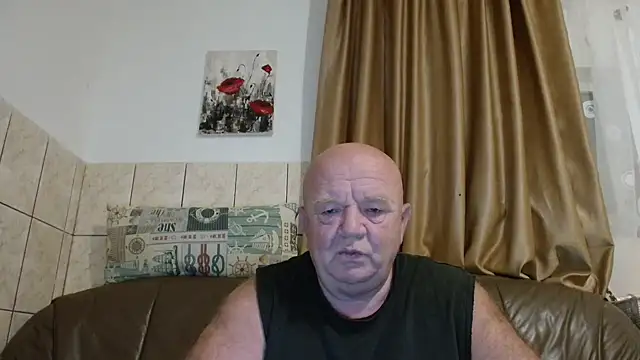 Snapshot of fullballs6 chatting on September 29, 2025, 1:23 am fullballs6 online show from September 29, 2025, 1:23 am