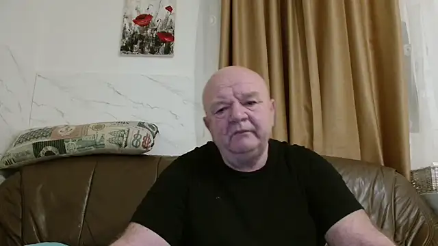 Snapshot of fullballs6 chatting on February 20, 2026, 2:52 am fullballs6 online show from February 20, 2026, 2:52 am