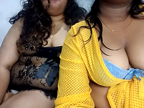 princesslesbi online show from November 2, 2025, 6:46 pm