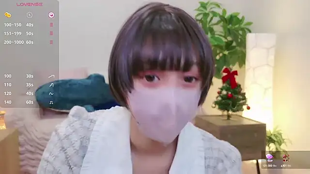 Snapshot of cohaku_329 chatting on December 17, 2024, 12:00 pm cohaku 329 online show from December 17, 2024, 12:00 pm