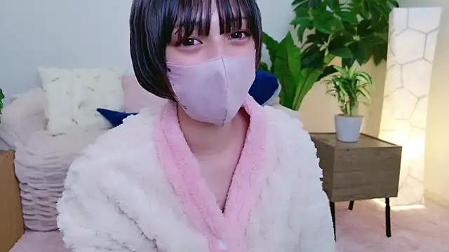 Snapshot of cohaku_329 chatting on January 7, 2025, 7:38 pm cohaku 329 online show from January 7, 2025, 7:38 pm