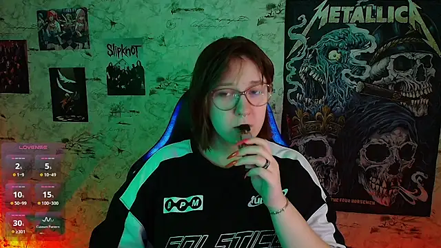 Rudy 02 online show from April 13, 2026, 12:42 pm