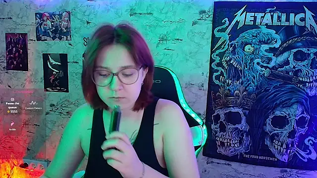 Rudy 02 online show from March 13, 2026, 4:17 am