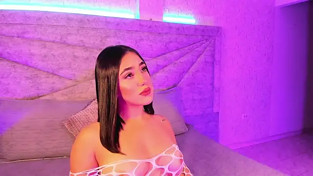 SofiiSweet  online show from October 25, 2025, 1:56 pm