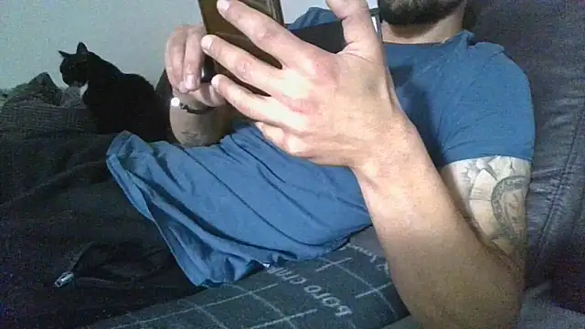 Snapshot of Kevoon991 chatting on November 20, 2025, 8:48 am Kevoon991 online show from November 20, 2025, 8:48 am