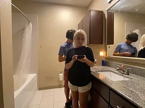 girlfriendmissy online show from March 8, 2025, 9:29 pm