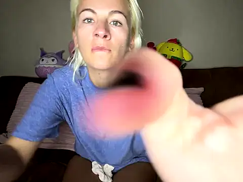 girlfriendmissy online show from October 11, 2025, 11:17 pm