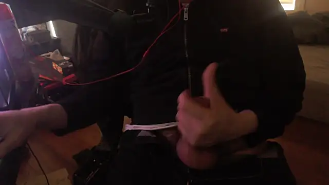 chicostick413 online show from March 10, 2025, 2:05 pm