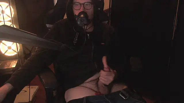 chicostick413 online show from November 10, 2025, 6:46 pm