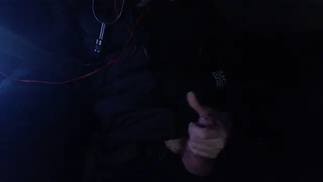 chicostick413 online show from March 12, 2025, 2:41 am