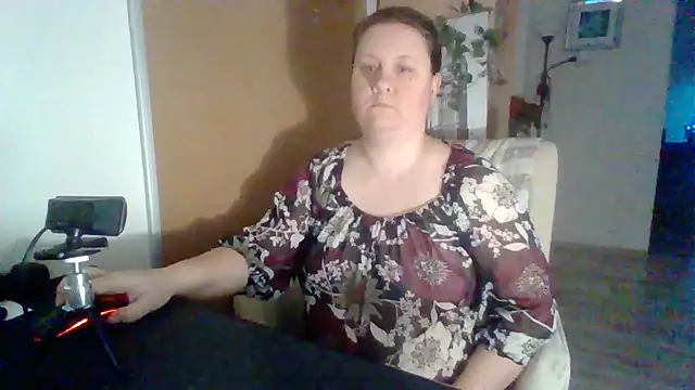 ReifeVenna online show from December 19, 2024, 3:41 pm