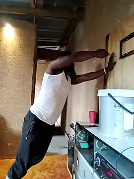 Snapshot of Chocolate_factory_man chatting on November 24, 2025, 8:03 am Chocolate factory man online show from November 24, 2025, 8:03 am