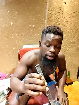 Snapshot of Chocolate_factory_man chatting on November 14, 2025, 2:48 am Chocolate factory man online show from November 14, 2025, 2:48 am