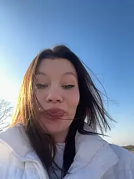 justmila online show from February 12, 2025, 11:29 am