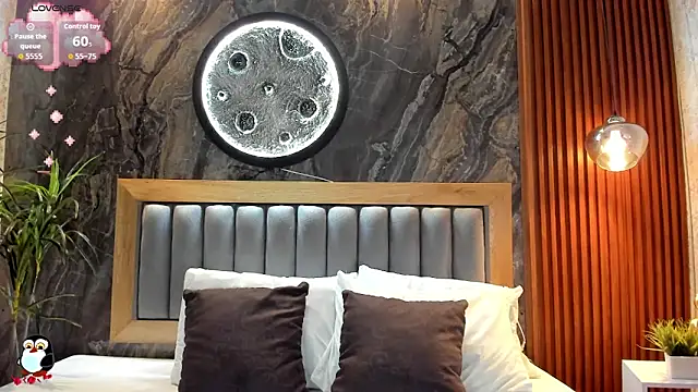 BellaPeers  online show from April 4, 2026, 12:45 pm