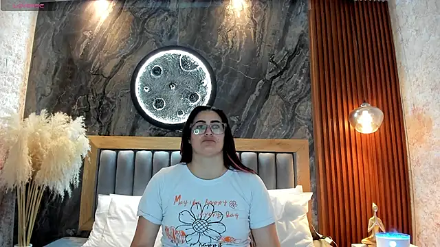 BellaPeers  online show from May 14, 2026, 10:34 am