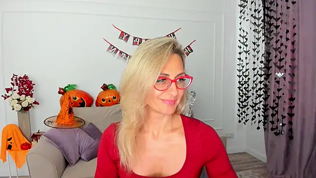 MuseOfStage online show from October 26, 2025, 11:32 am