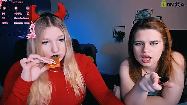 Snapshot of juli_kisss chatting on March 6, 2025, 11:09 pm juli kisss online show from March 6, 2025, 11:09 pm