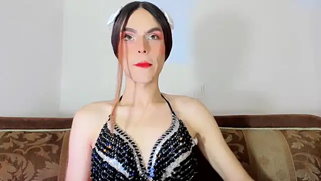 TatiGil online show from October 10, 2025, 12:00 am