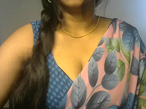 Snapshot of telugu99ramya chatting on October 31, 2025, 4:20 am telugu99ramya online show from October 31, 2025, 4:20 am