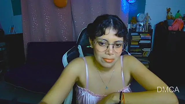 Snapshot of Drea_Foox chatting on March 15, 2026, 3:02 am Drea Foox online show from March 15, 2026, 3:02 am