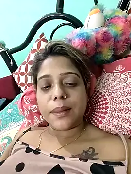 Somee77 online show from February 5, 2025, 10:11 pm