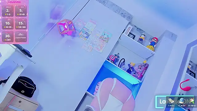 Snapshot of DanniiGrovers chatting on November 5, 2025, 11:57 am DanniiGrovers online show from November 5, 2025, 11:57 am