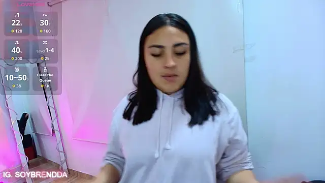 Brendda tay online show from November 16, 2025, 3:33 am