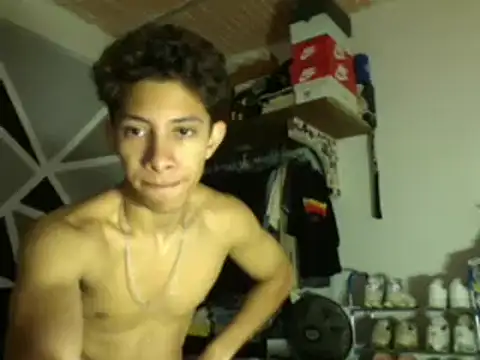 ferchitibellako online show from November 7, 2025, 3:05 pm