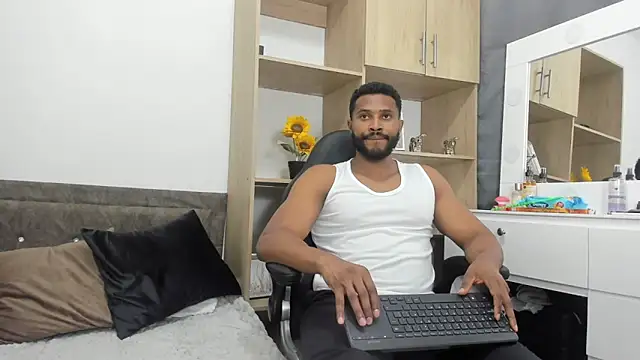 Snapshot of karsonmorris chatting on October 18, 2025, 10:12 pm karsonmorris online show from October 18, 2025, 10:12 pm