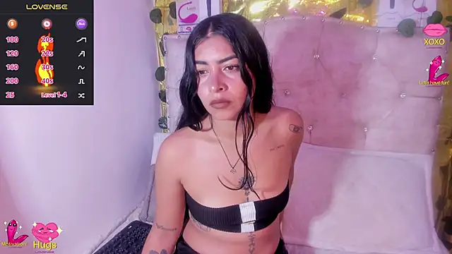 Snapshot of cristalconnorr chatting on March 3, 2026, 2:46 pm cristalconnorr online show from March 3, 2026, 2:46 pm